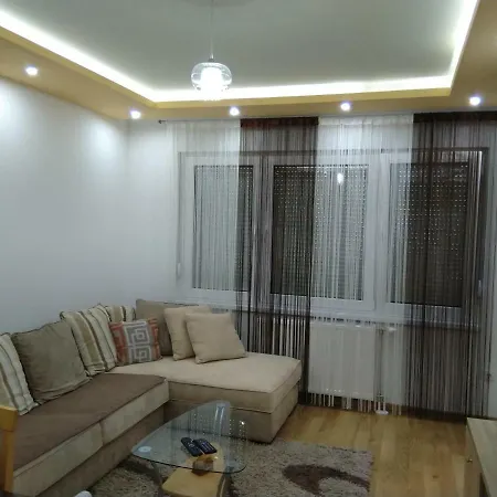 Stan Na Dan U Blizini Trznog Centra Delta Planet Apartment